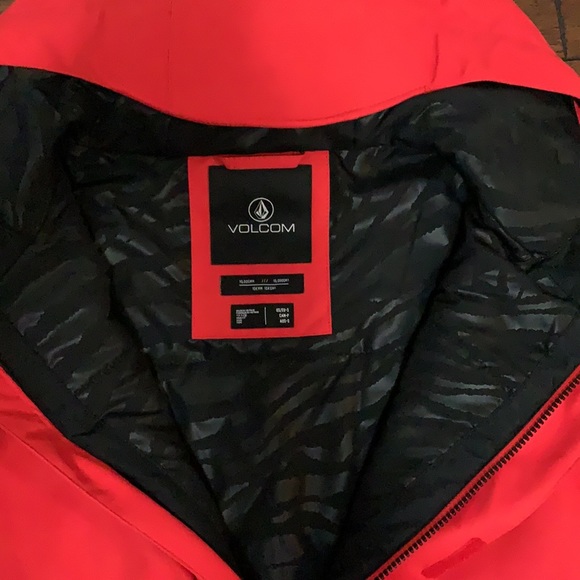 Volcom Snowboard Jacket - Picture 3 of 4